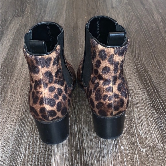 Cheetah Print Booties - Picture 5 of 9